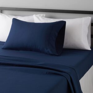 Amazon Basics Lightweight Super Soft